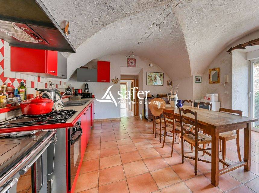 Other country property  Rh&ocirc;ne