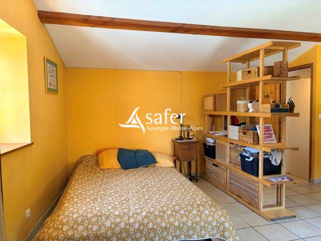 Other country property  Rh&ocirc;ne