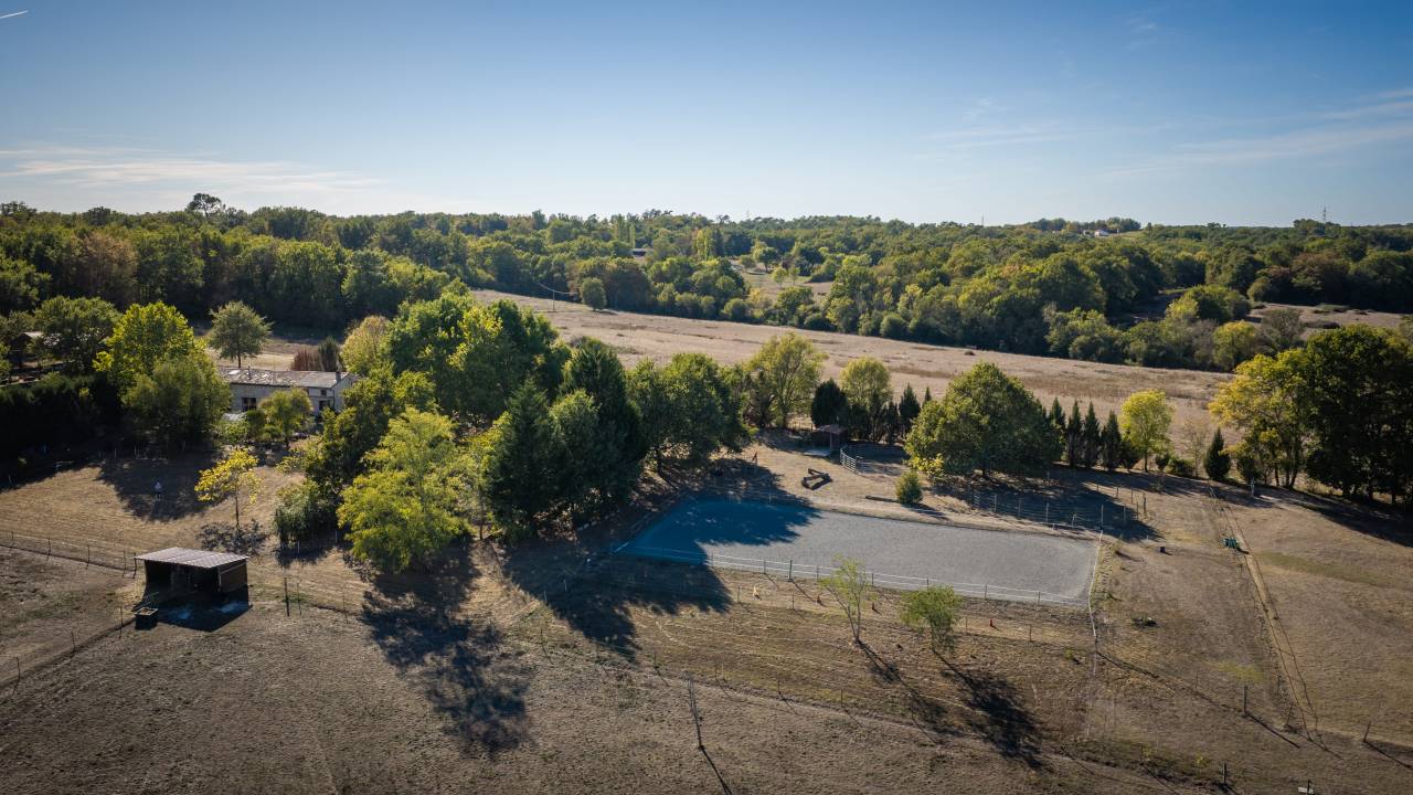 Equestrian property  Gironde