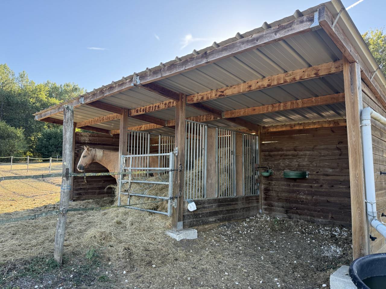 Equestrian property  Gironde