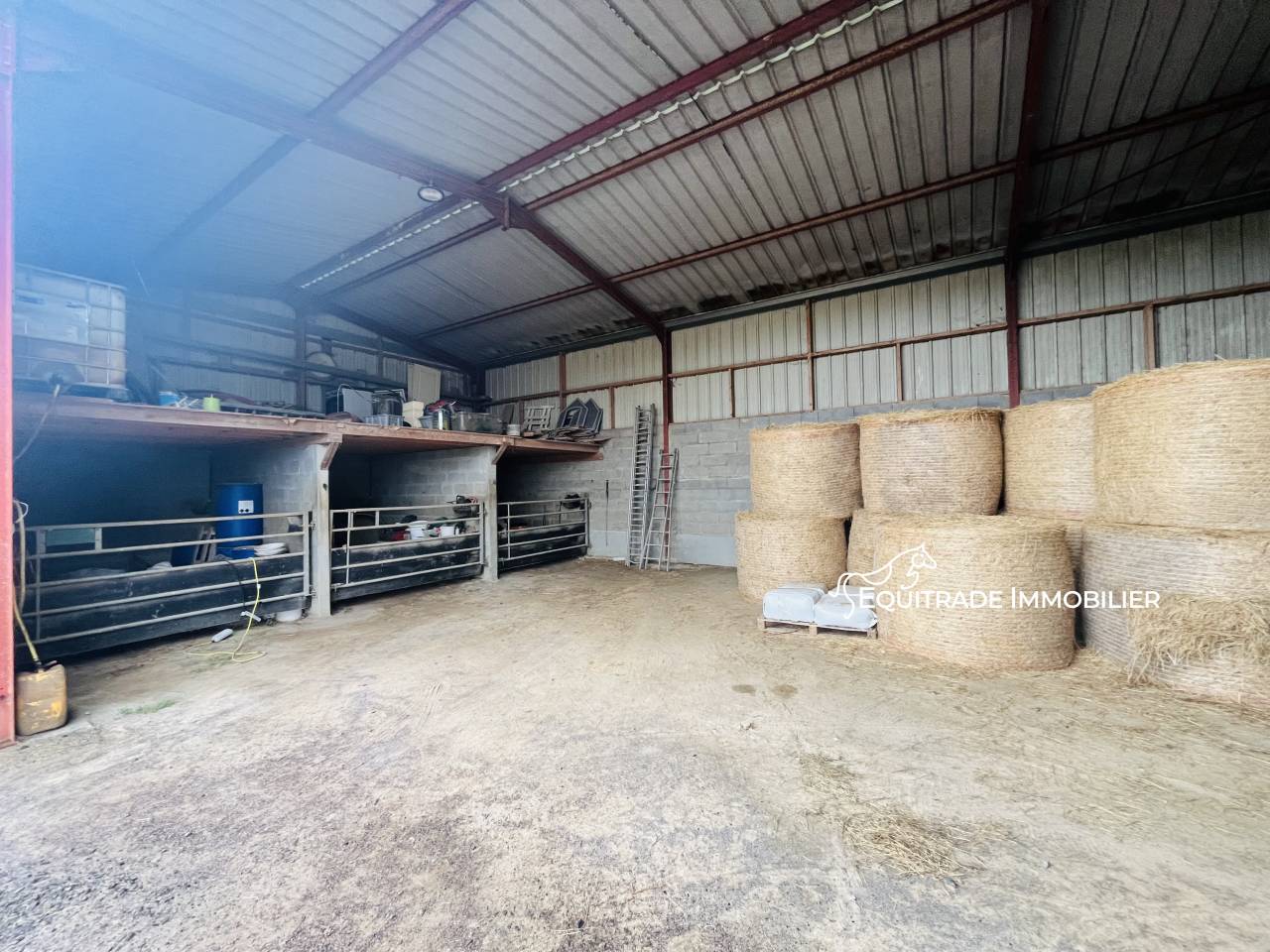 Equestrian property  Manche