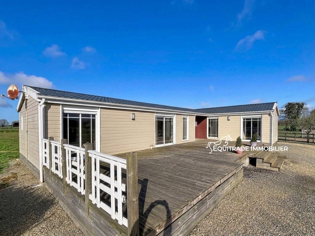 Equestrian property  Manche