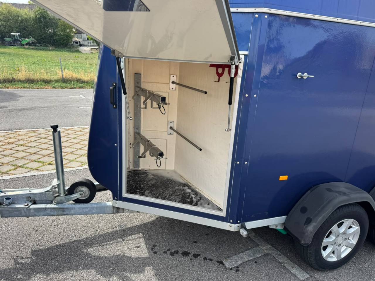Horse trailer WM Meyer Nevada Reno 2 Stalls 2014 Used