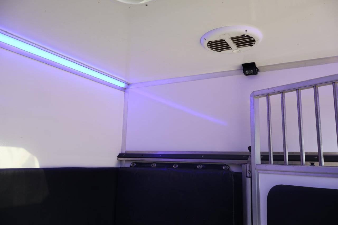 Horsebox HGV Krismar KRISMAR 2021 Used