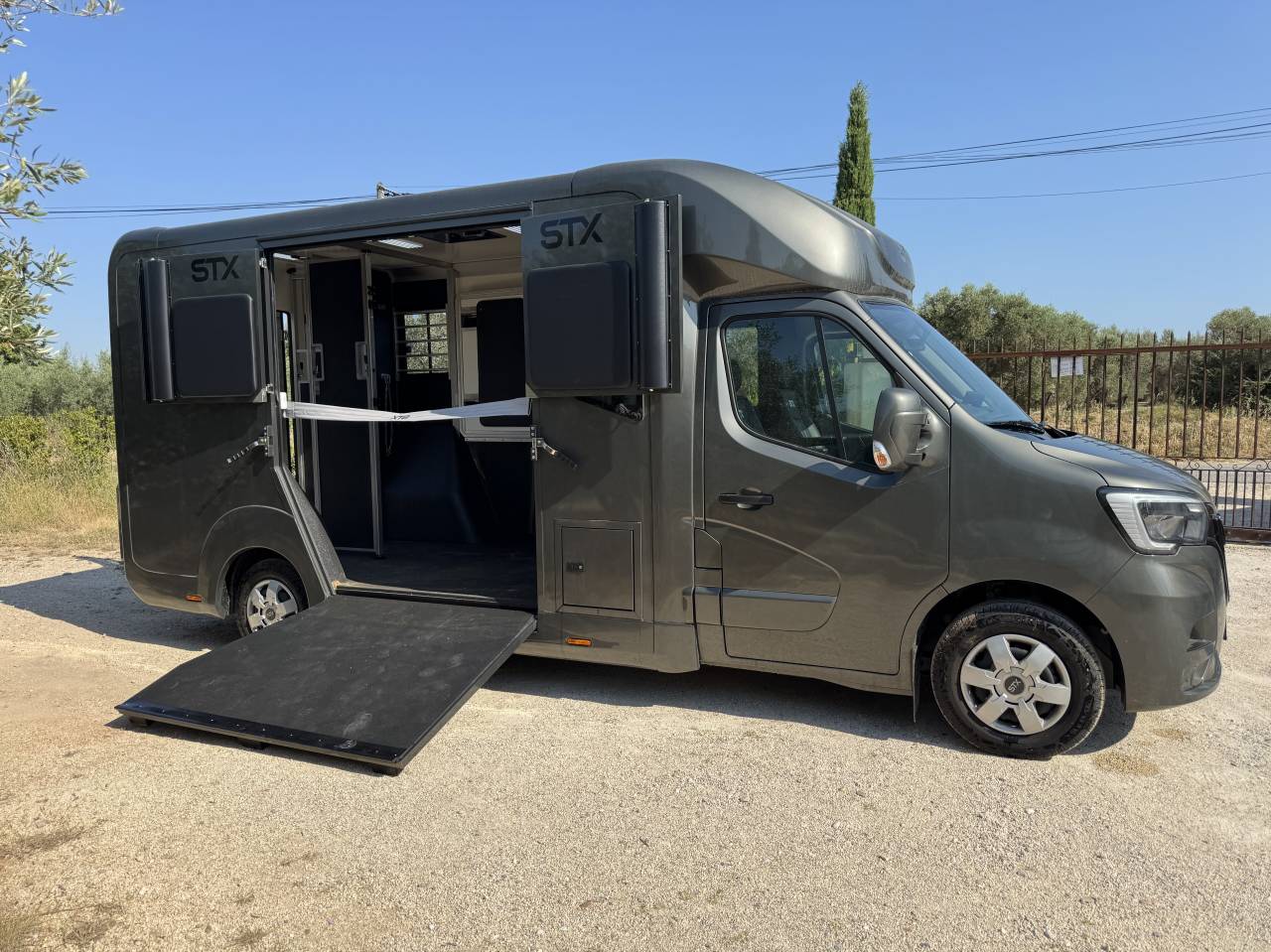 Horsebox HGV STX STX HARAS LONG 2025 Used