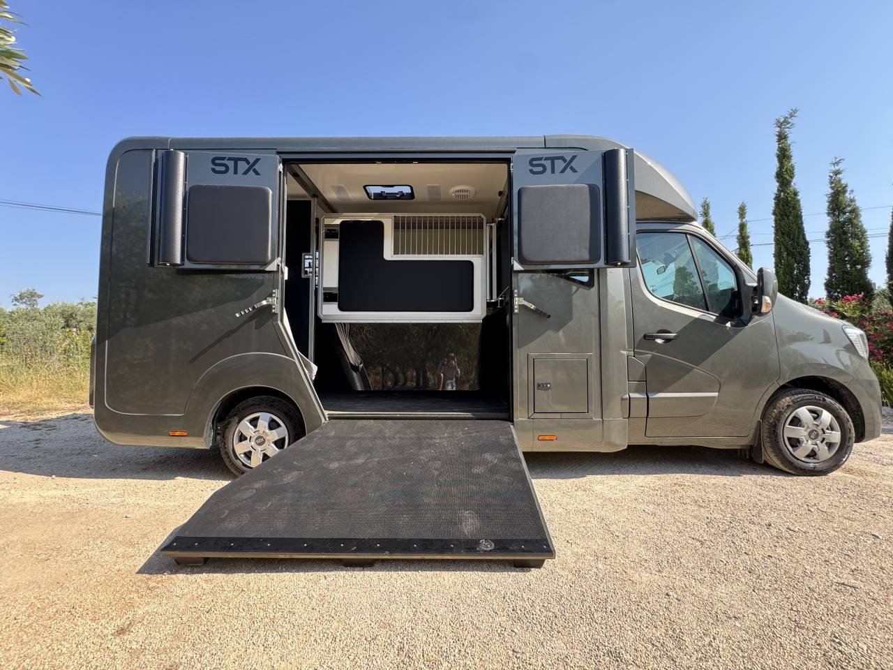 Horsebox HGV STX STX HARAS LONG 2025 Used