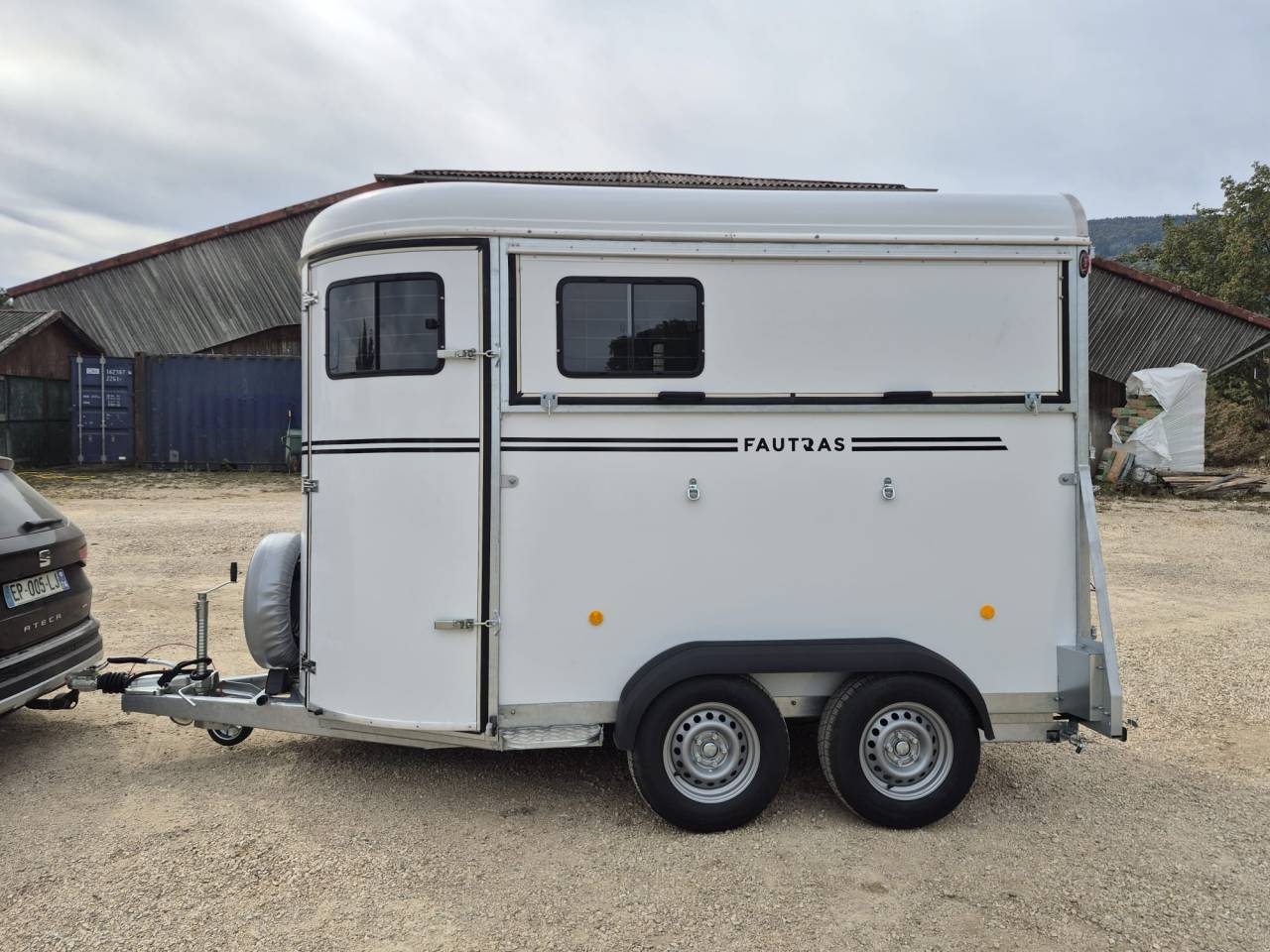 Horse trailer Fautras Oblic +2 2 Stalls 2026 New
