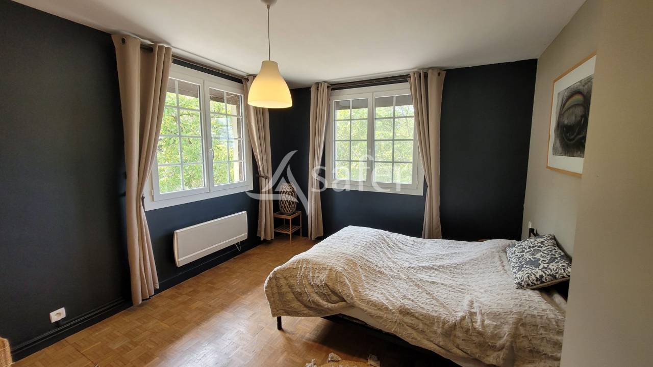 Other country property  tarn