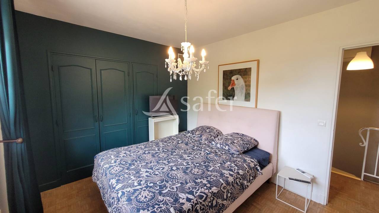 Other country property  tarn