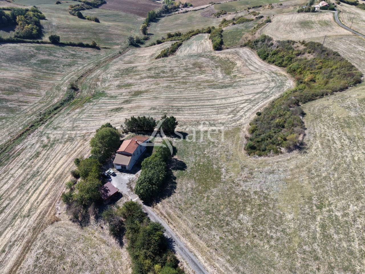 Other country property  Ari&egrave;ge