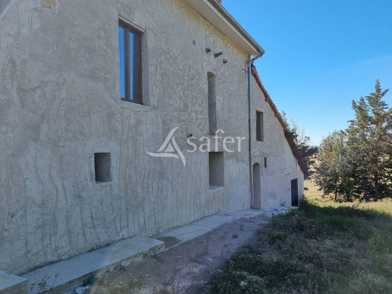 Other country property  Ari&egrave;ge