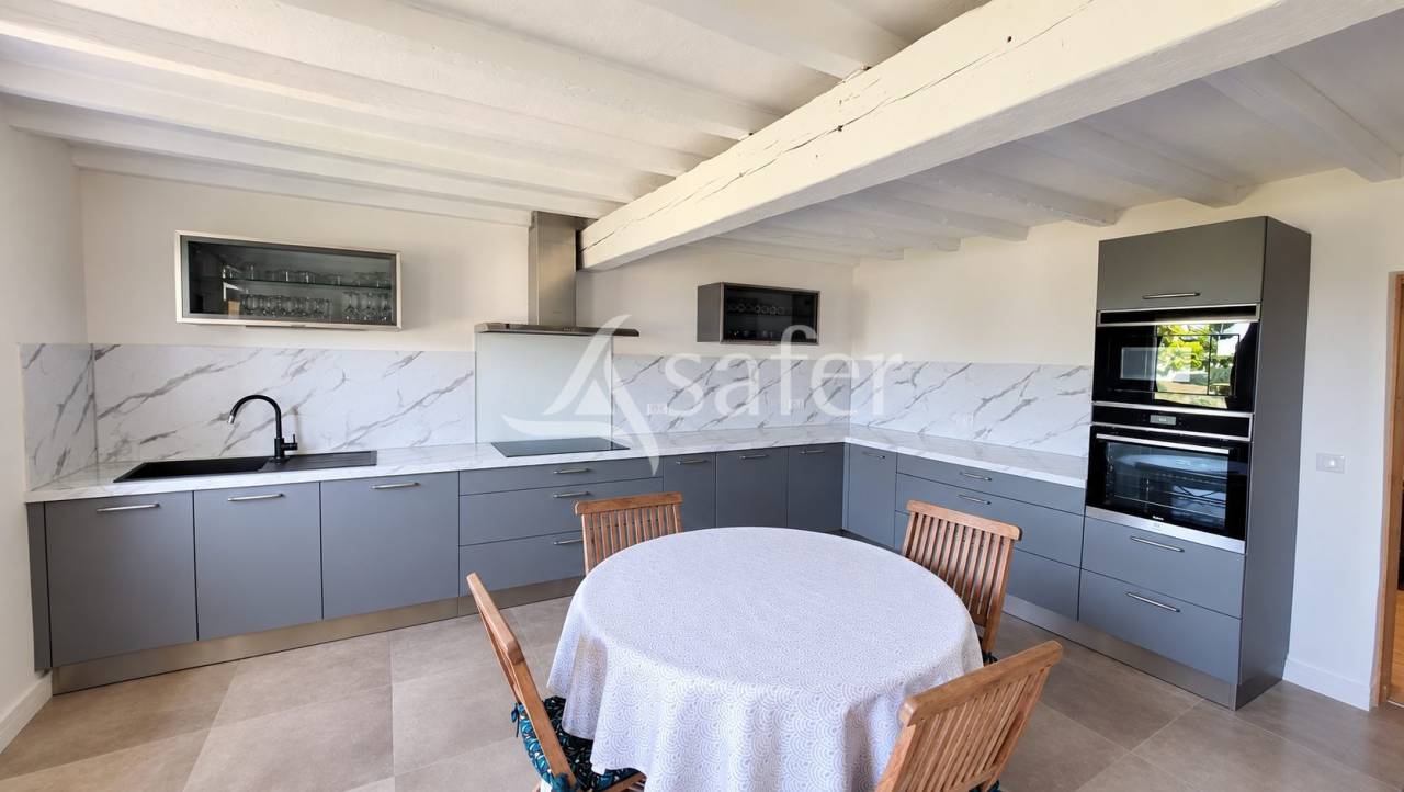 Other country property  tarn
