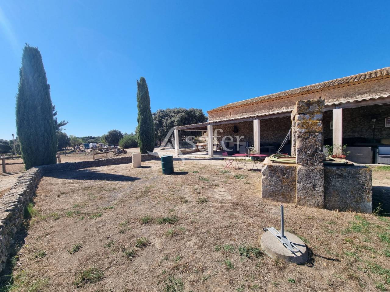 Other country property  H&eacute;rault