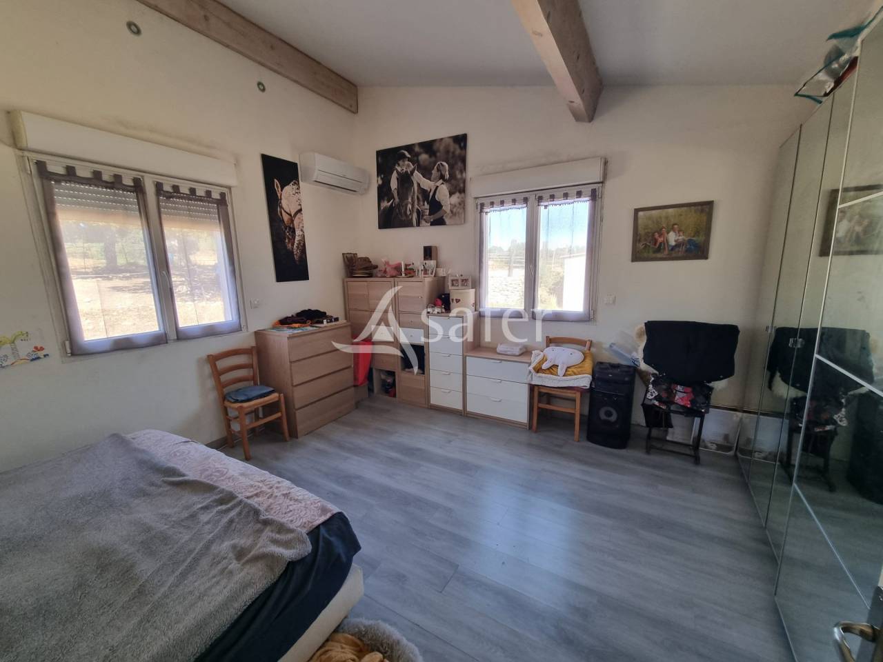 Other country property  H&eacute;rault