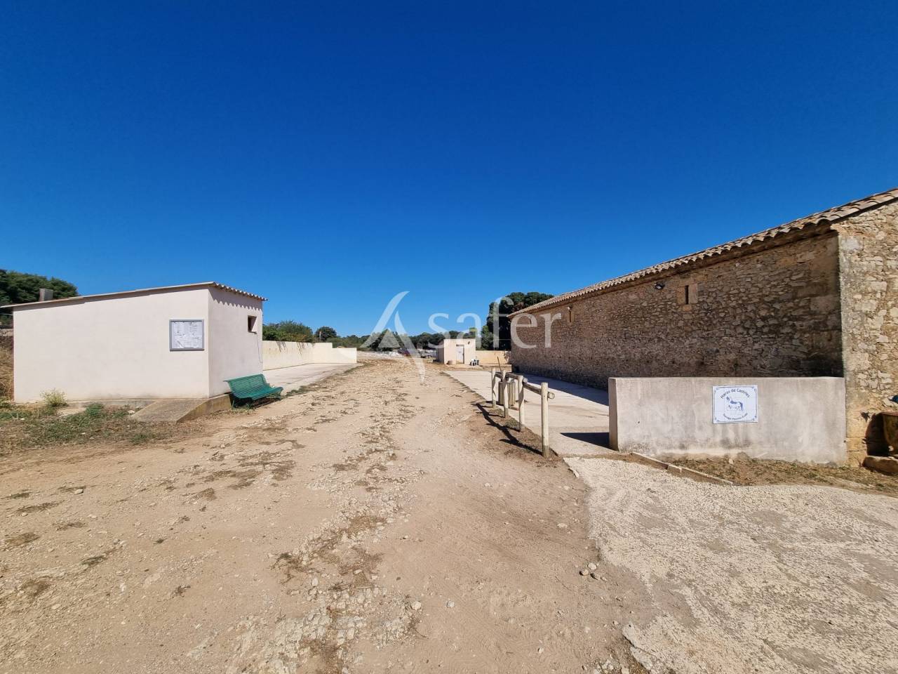Other country property  H&eacute;rault