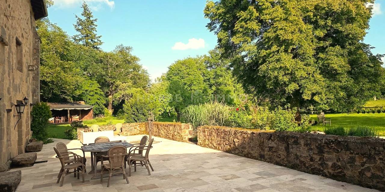 Equestrian property  Creuse