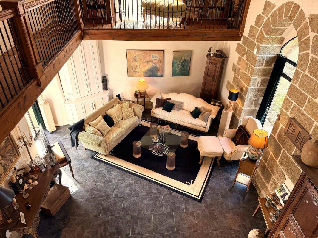 Equestrian property  Creuse