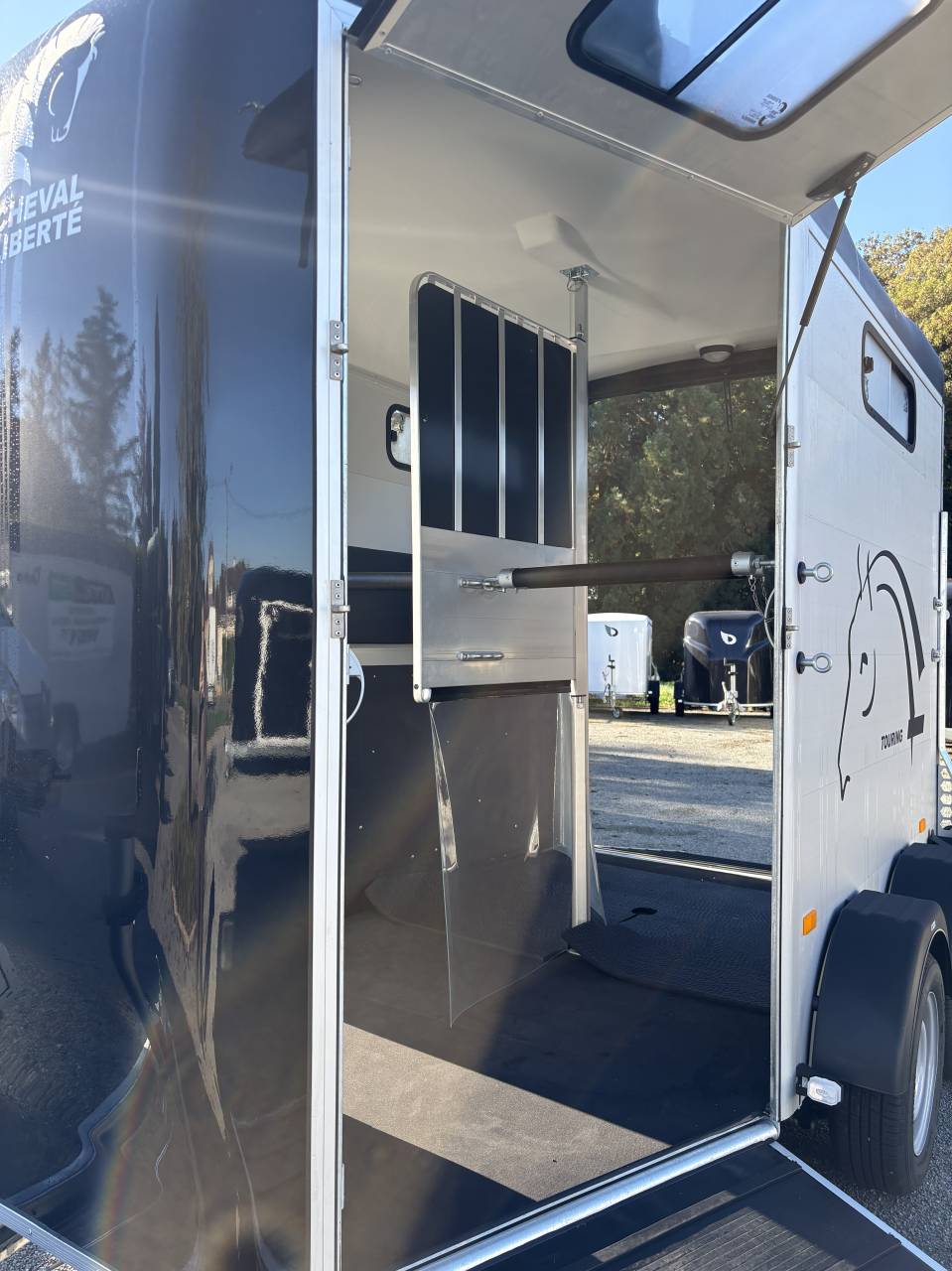 Horse trailer Cheval Liberte Touring country  2 Stalls 2026 New