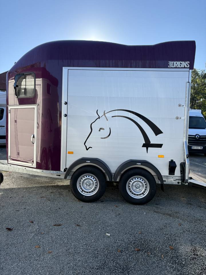 Horse trailer Cheval Liberte Gold origins aluline purple  2 Stalls 2026 New