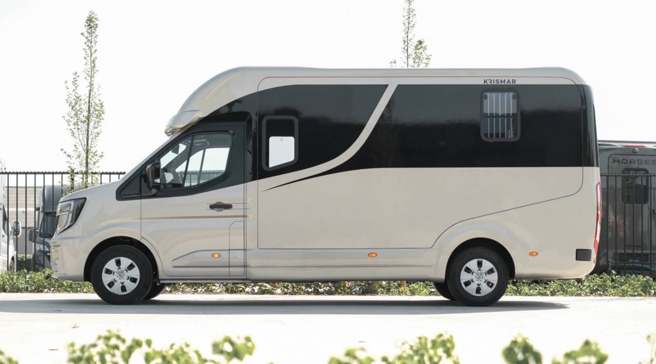 Horsebox HGV Krismar HARAS LONG 2026 New