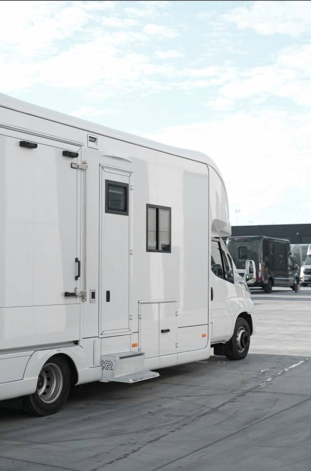 Horsebox NON-HGV Krismar COMFORT  2026 New
