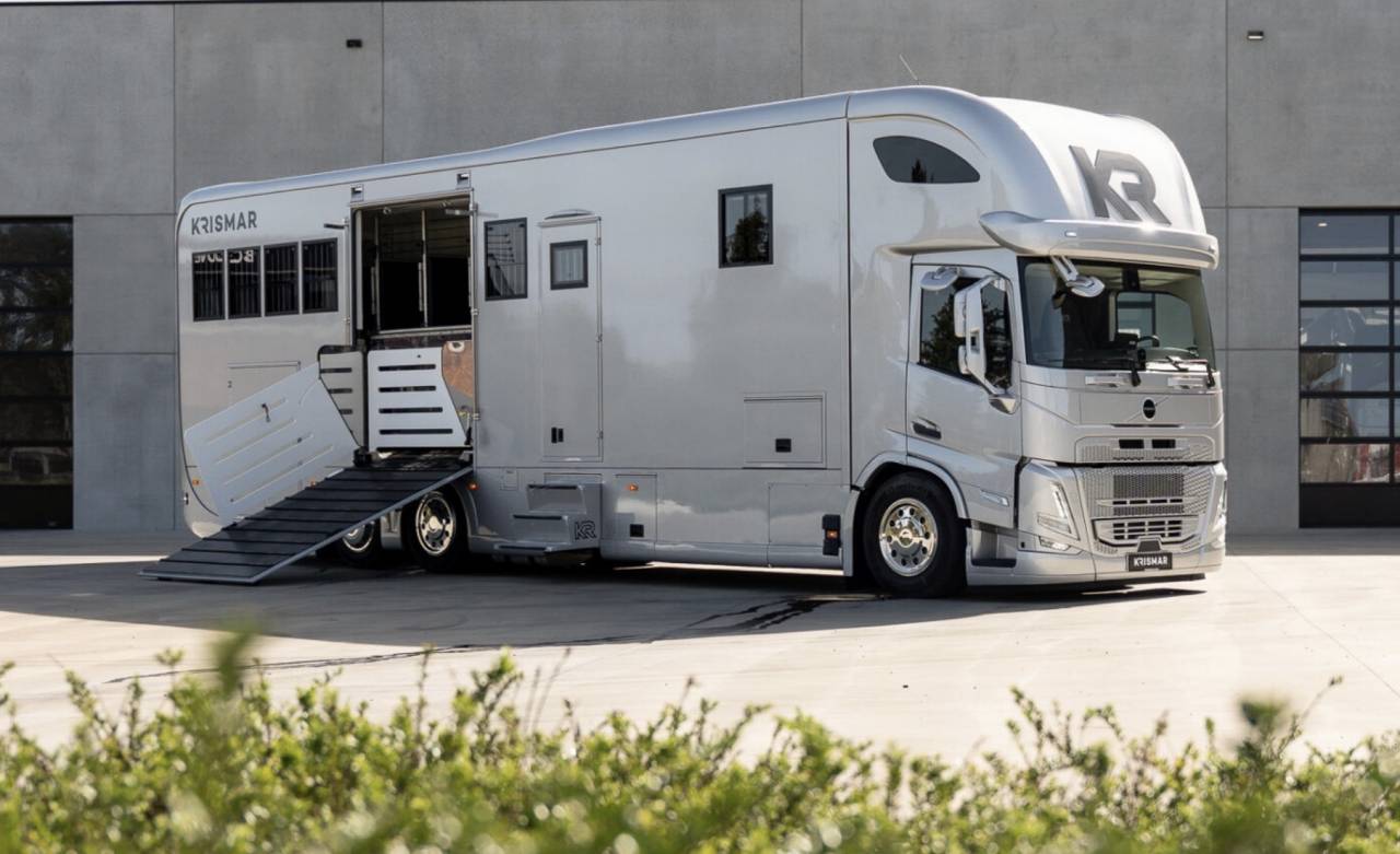 Horsebox NON-HGV Krismar PROFESSIONAL 8 2026 New