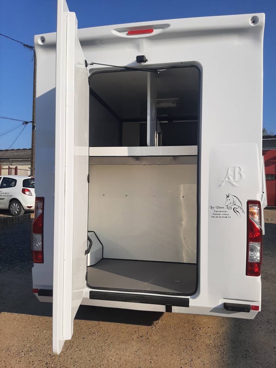 Horsebox HGV Renault Master 2018 Used