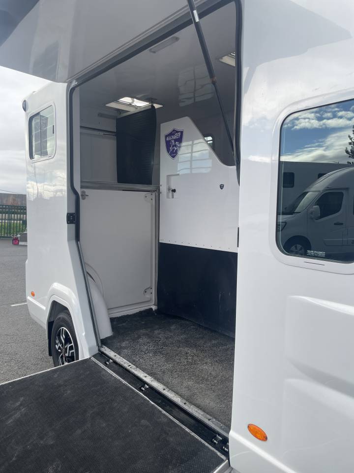 Horsebox HGV Barbot Ducato 2024 Used