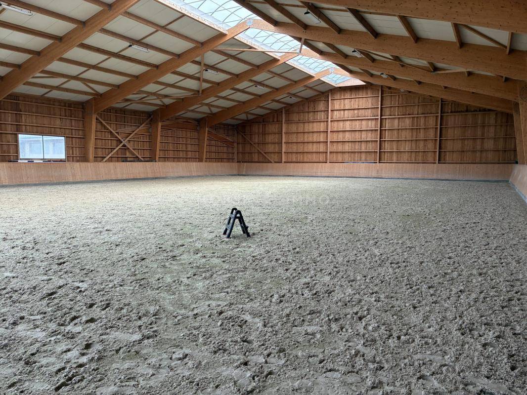Equestrian property  Calvados