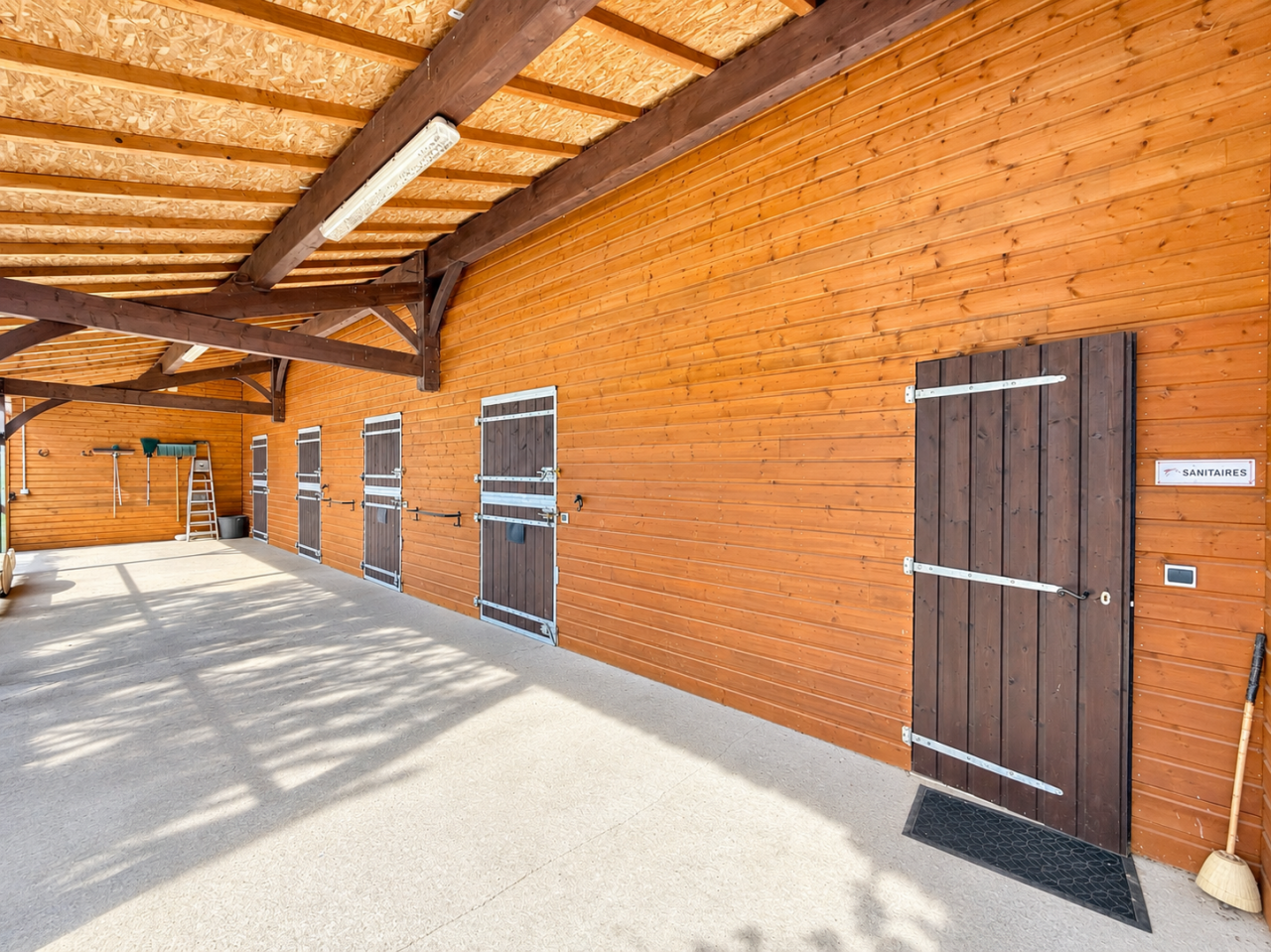 Equestrian property  Dordogne