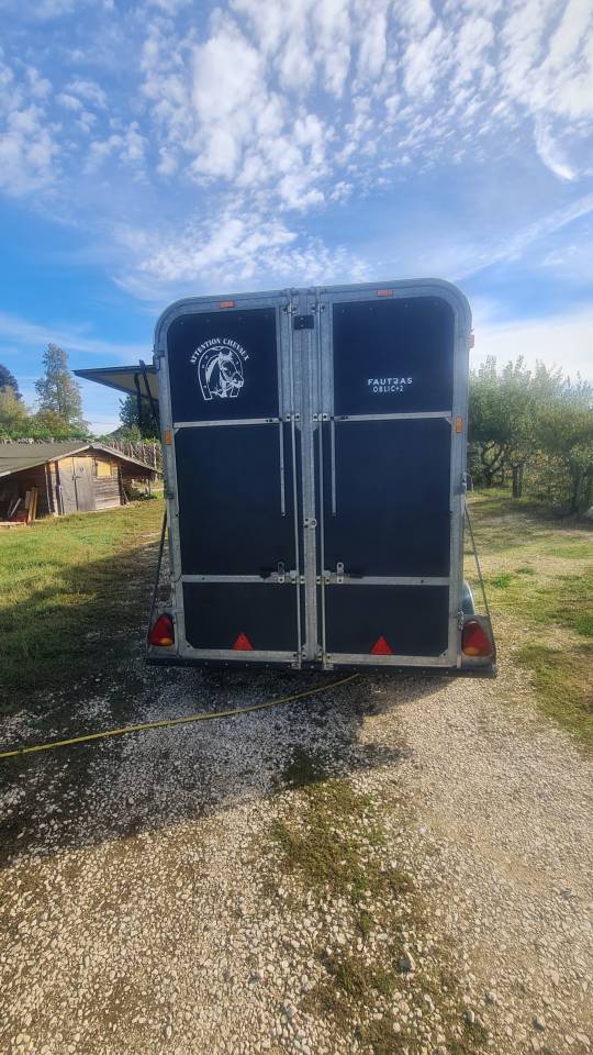 Horse trailer Fautras Oblic+2 2 Stalls 2009 Used