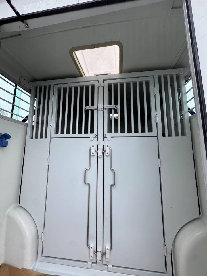 Horsebox HGV Barbot Boxer 2014 Used