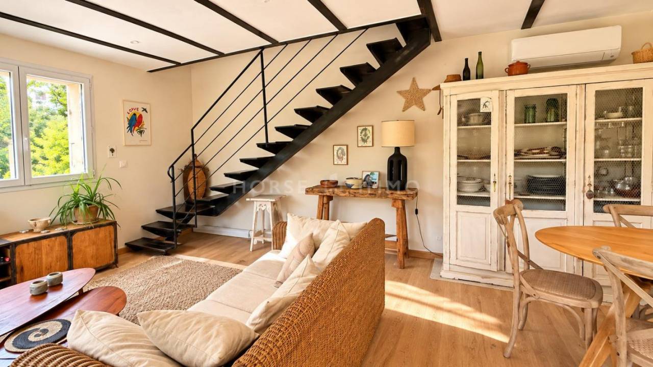 Equestrian property  Vaucluse