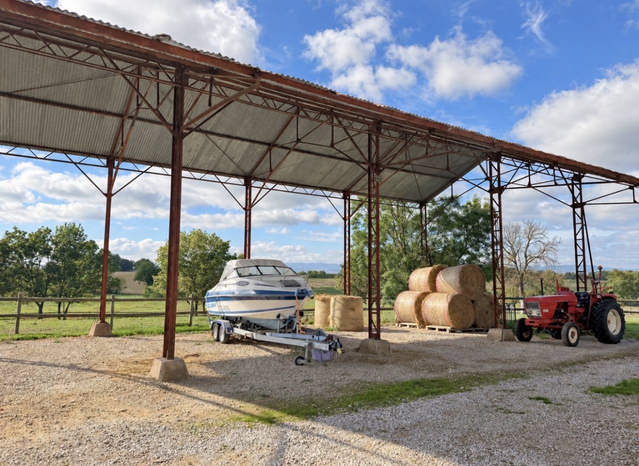 Equestrian property  Ain