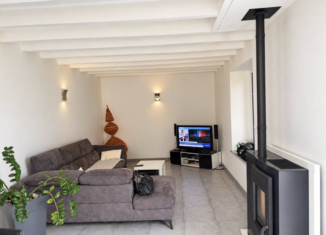 Equestrian property  Ain