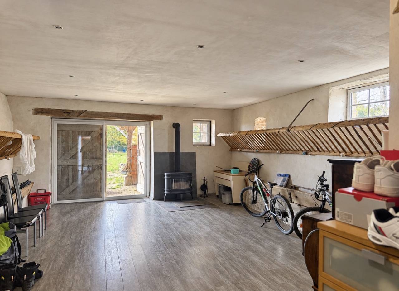 Equestrian property  Ain