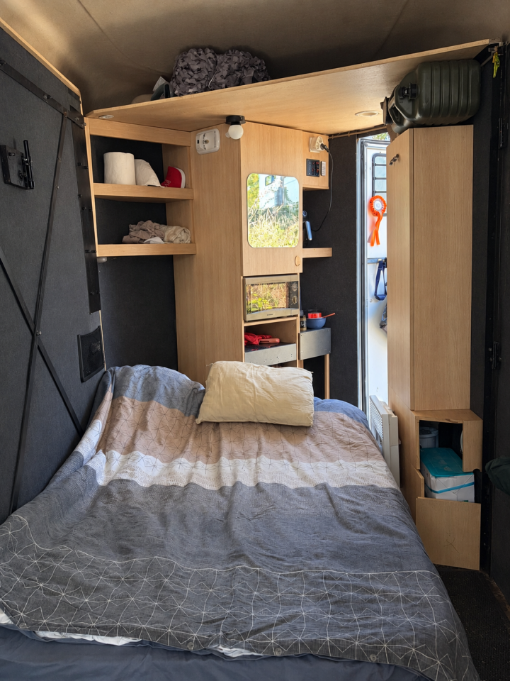 Horse trailer Fautras Oblic4 3 Stalls 2014 Used