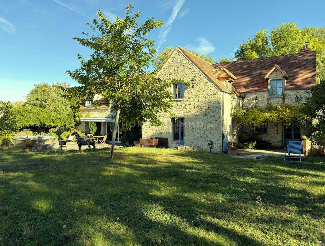 Equestrian property  Yvelines
