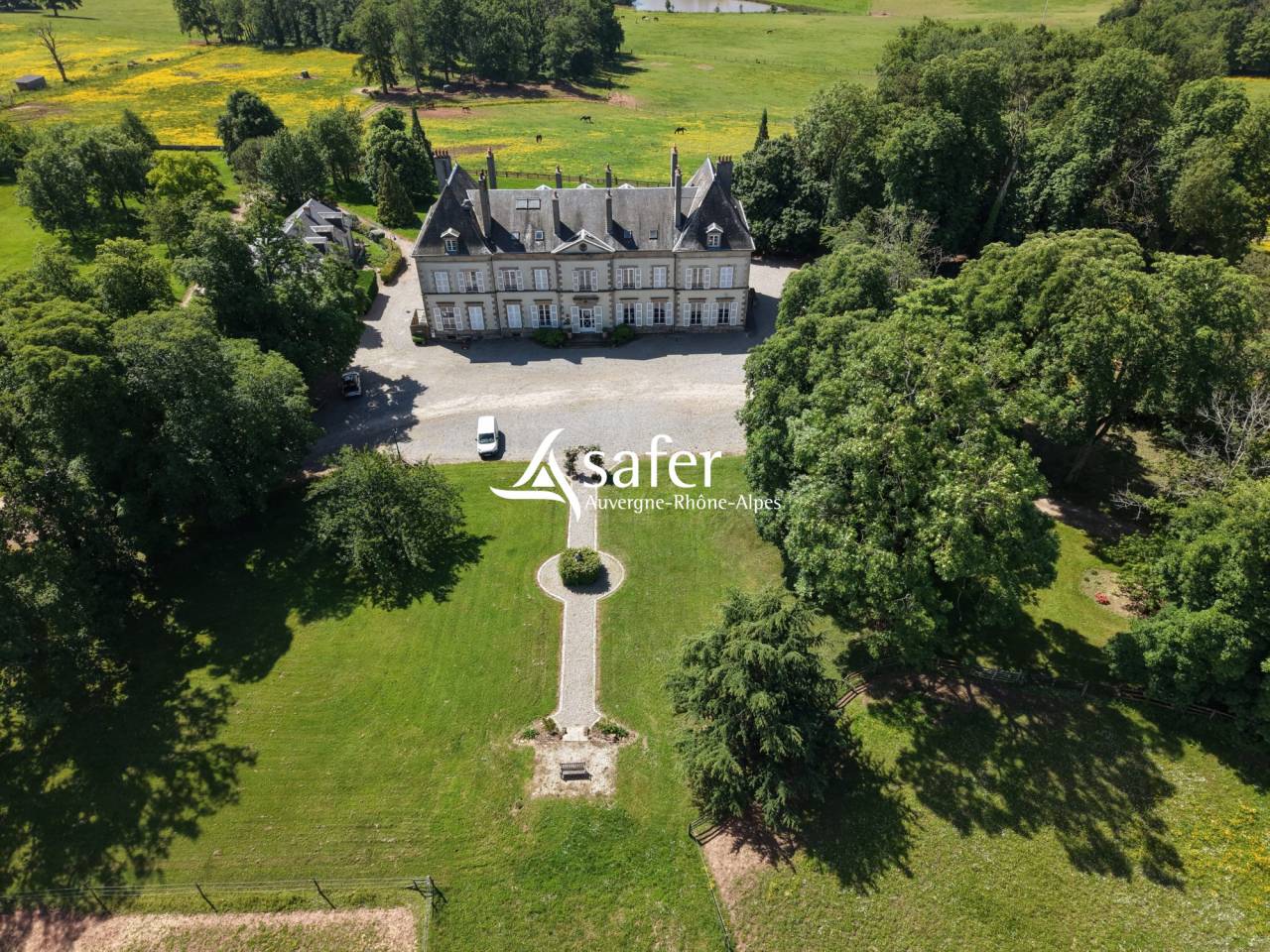 Other country property  Allier