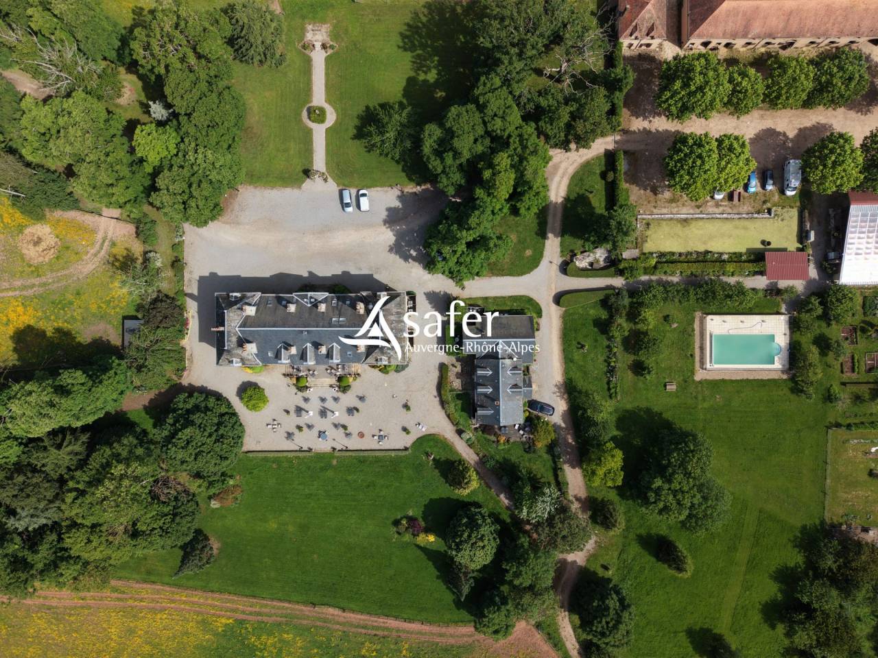 Other country property  Allier
