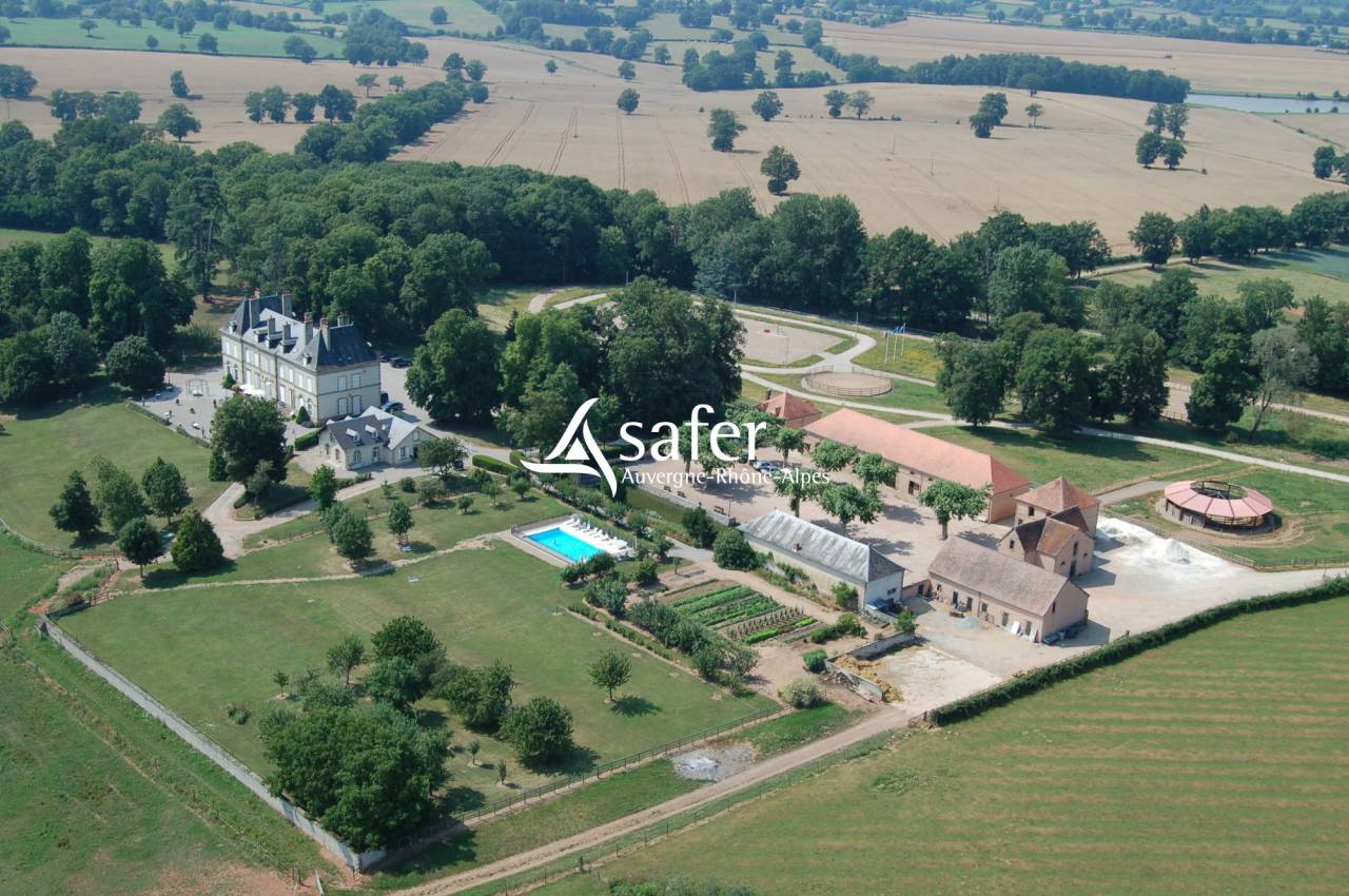 Other country property  Allier