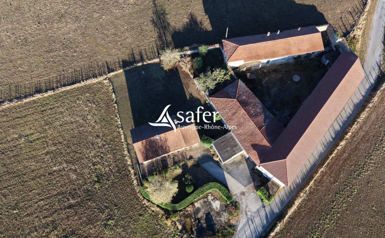 Other country property  Rh&ocirc;ne