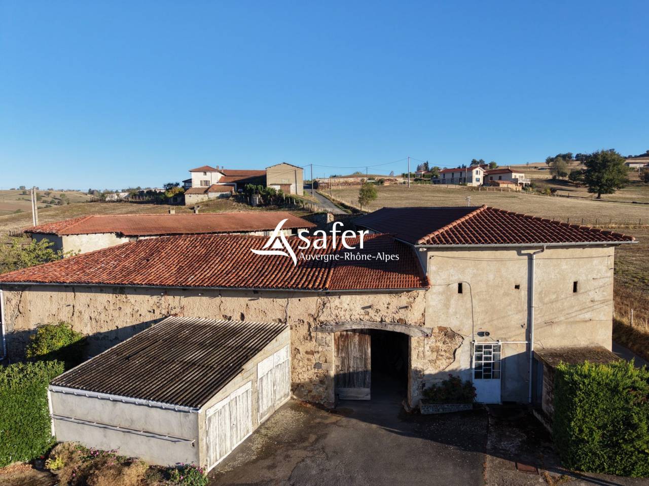 Other country property  Rh&ocirc;ne