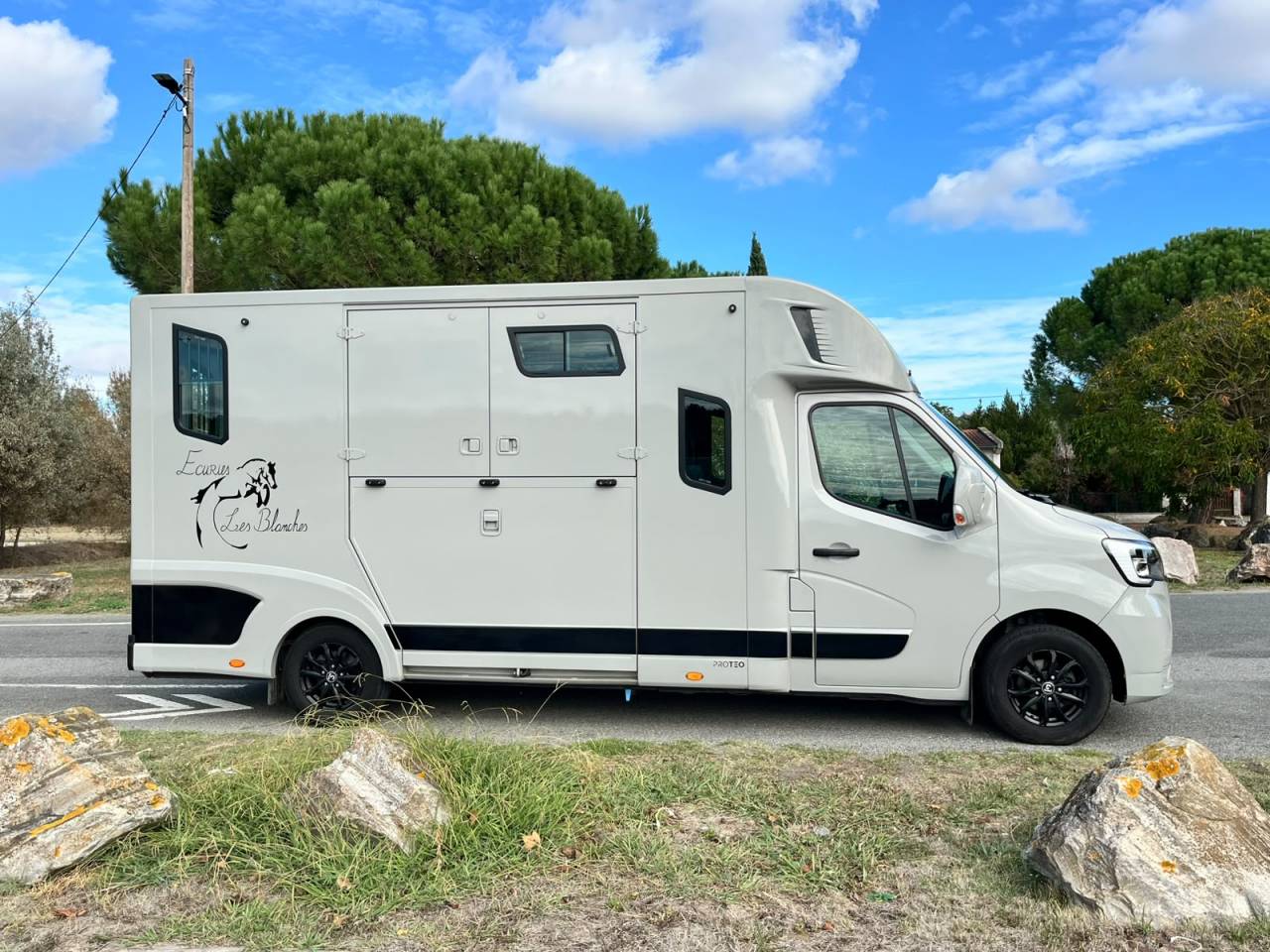 Horsebox HGV Theault   Renault Master  - THEAULT Proton 5L 2023 Used