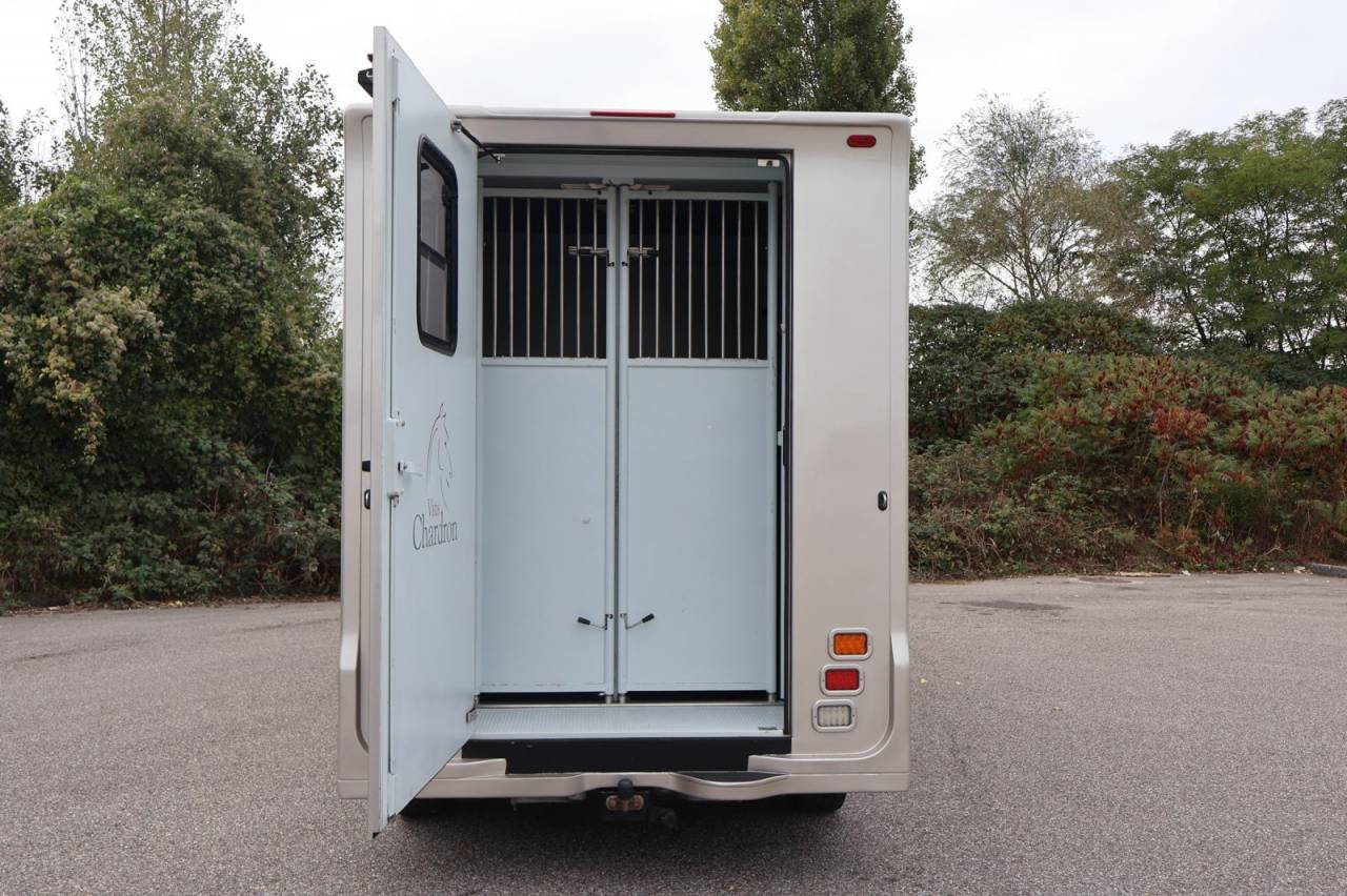 Horsebox HGV Chardron CHARDRON 2015 Used