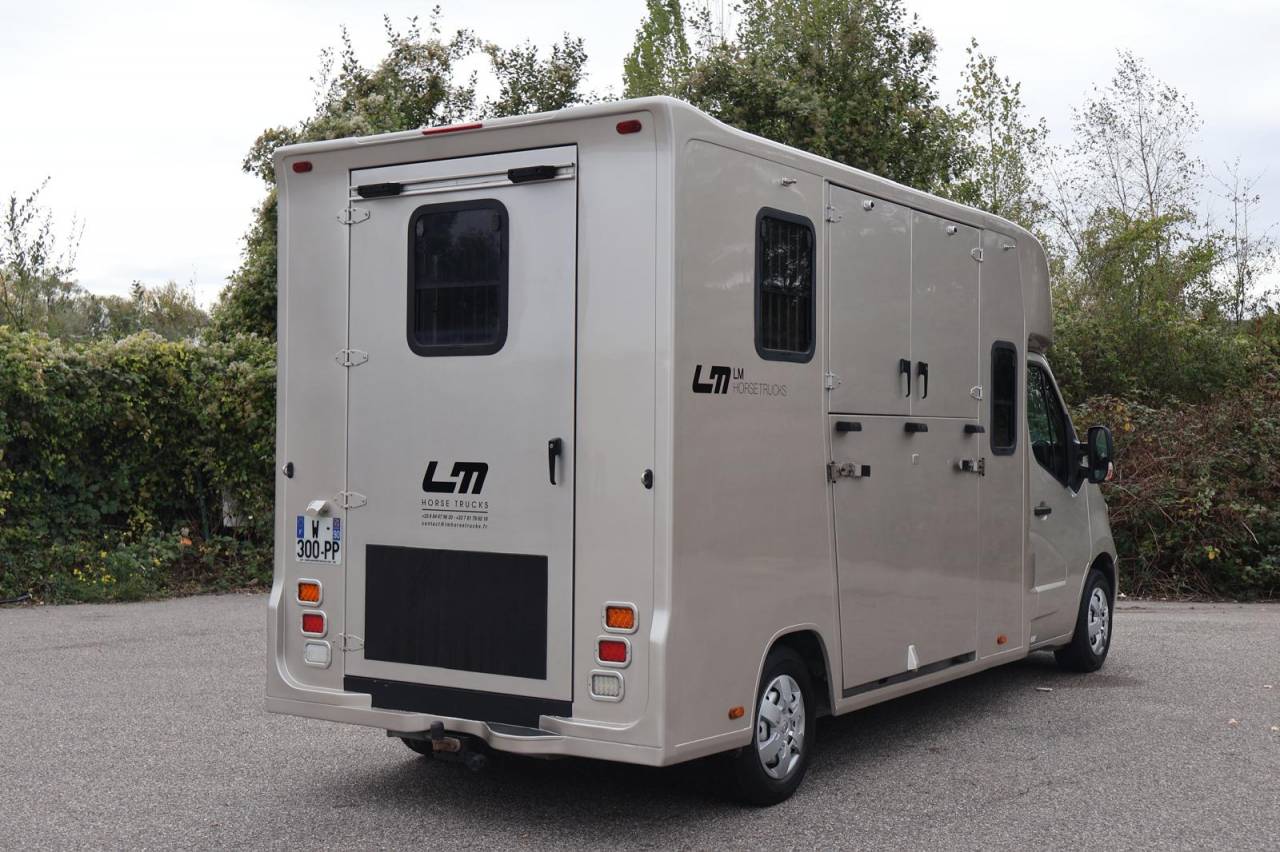 Horsebox HGV Chardron CHARDRON 2015 Used