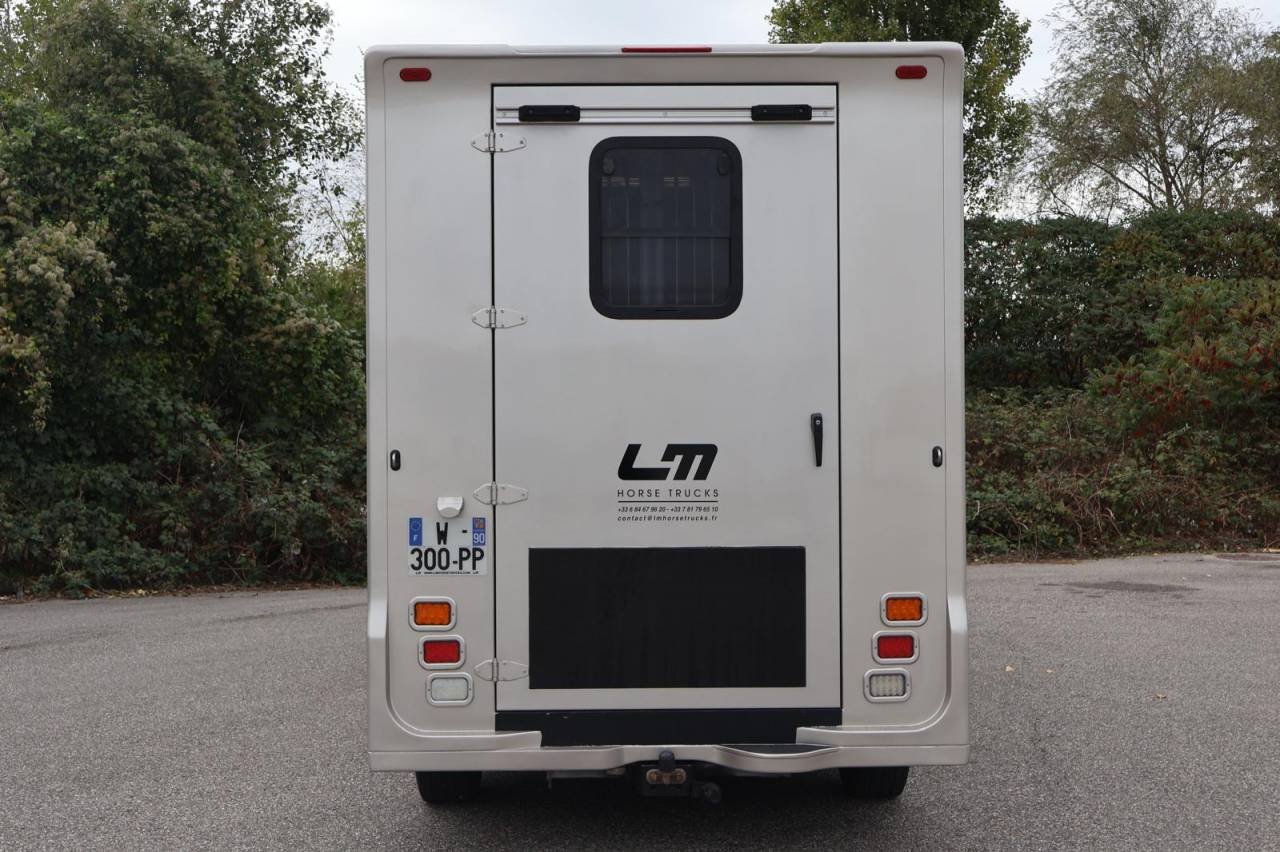 Horsebox HGV Chardron CHARDRON 2015 Used