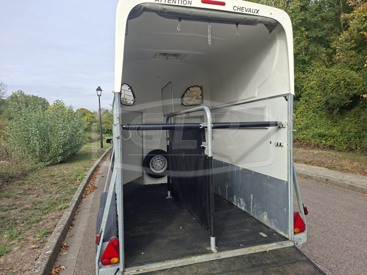 Horse trailer Cheval Liberte 2000RK 2 Stalls 2008 Used