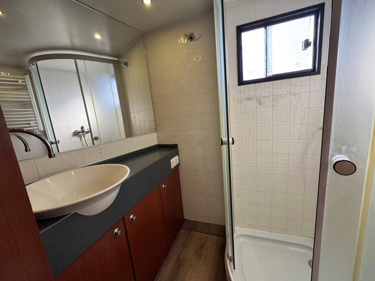 Horsebox NON-HGV Mercedes KRISMAR 2009 Used