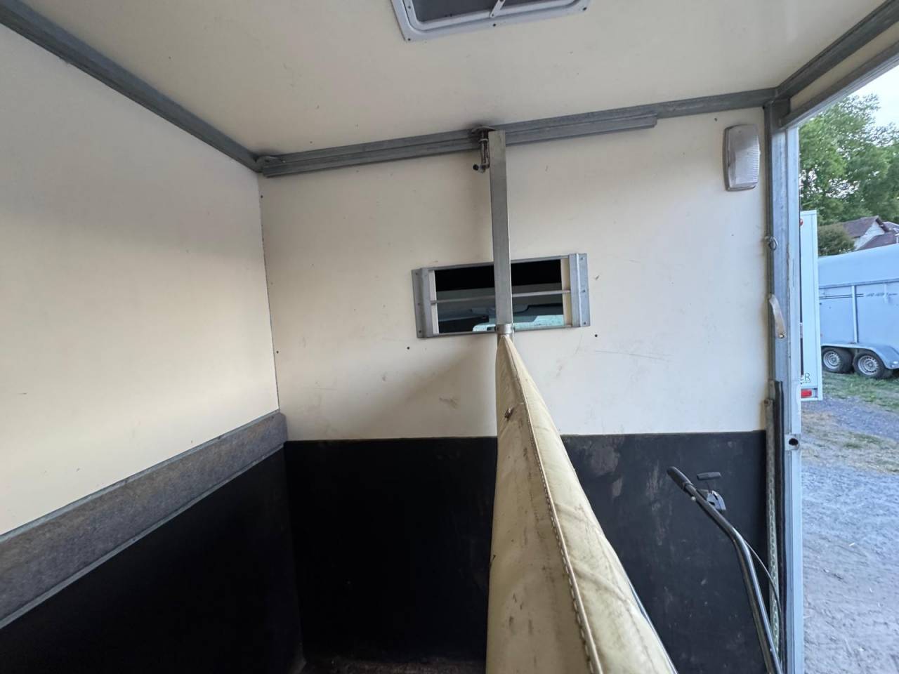 Horsebox HGV Renault Master 2005 Used